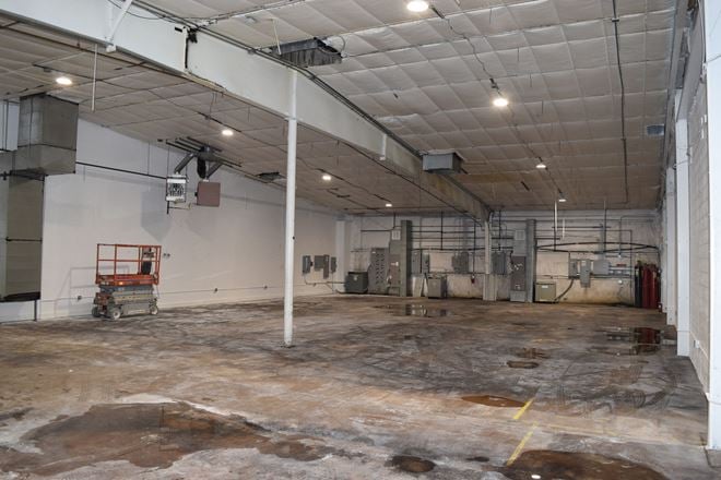 15,285 SF Industrial for sale - owner/user or investor opportunity
