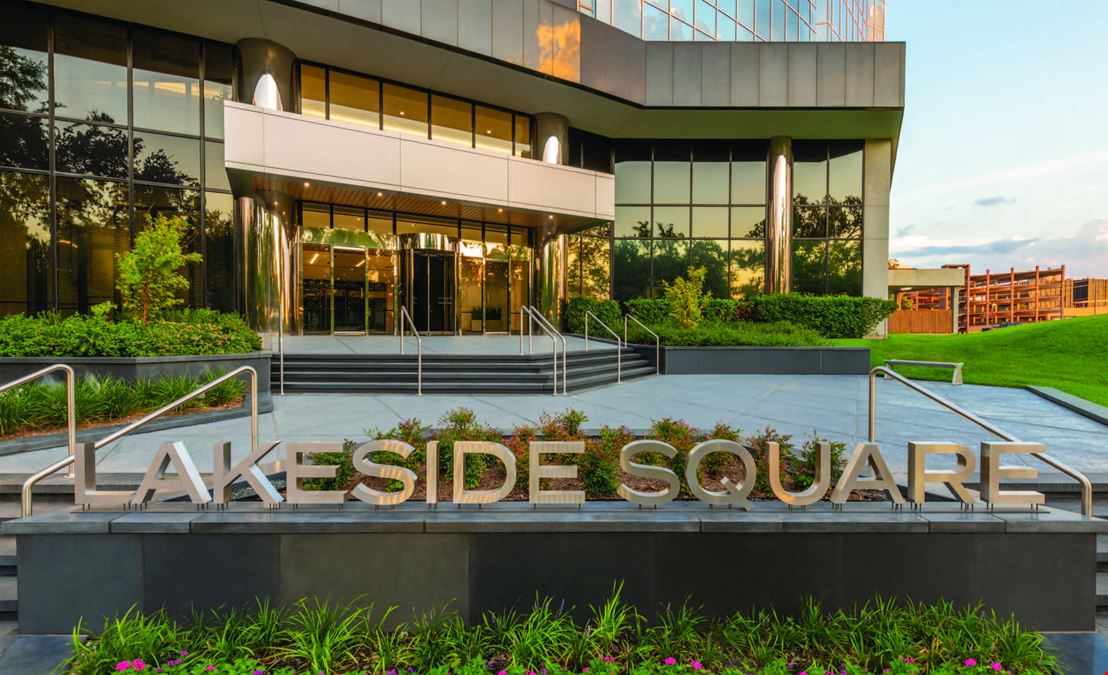Lakeside Square