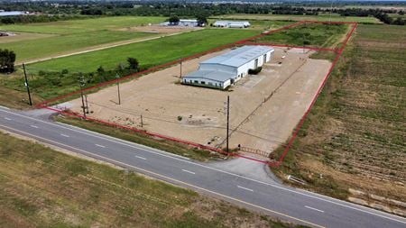 Photo of commercial space at 3709 Highway 59 S in Rosenberg