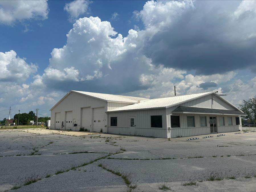 242 Glassmaster Rd