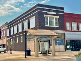 824 S. Walnut Street