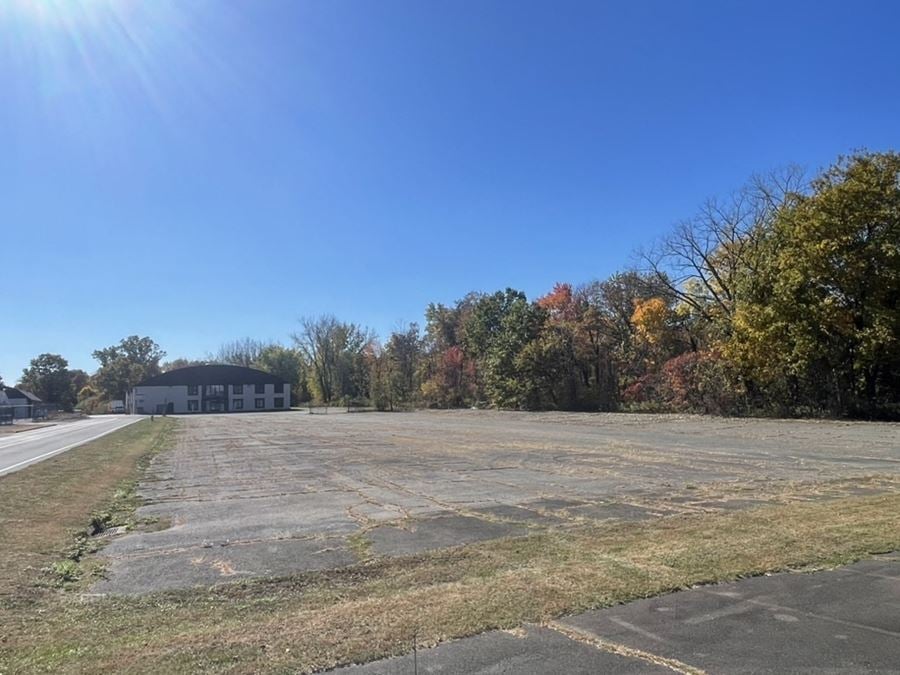 Industrial Outdoor storage lot (Paved)