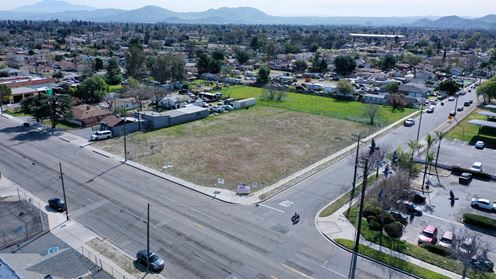 17611 & 17625 Arrow Blvd