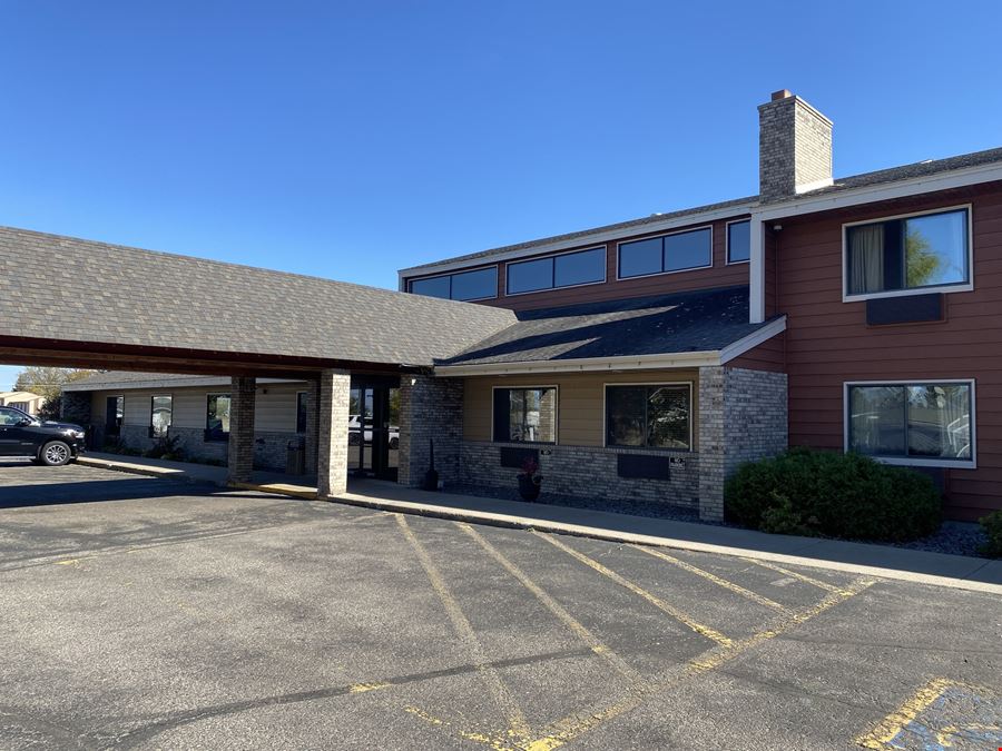 AmericInn Detroit Lakes