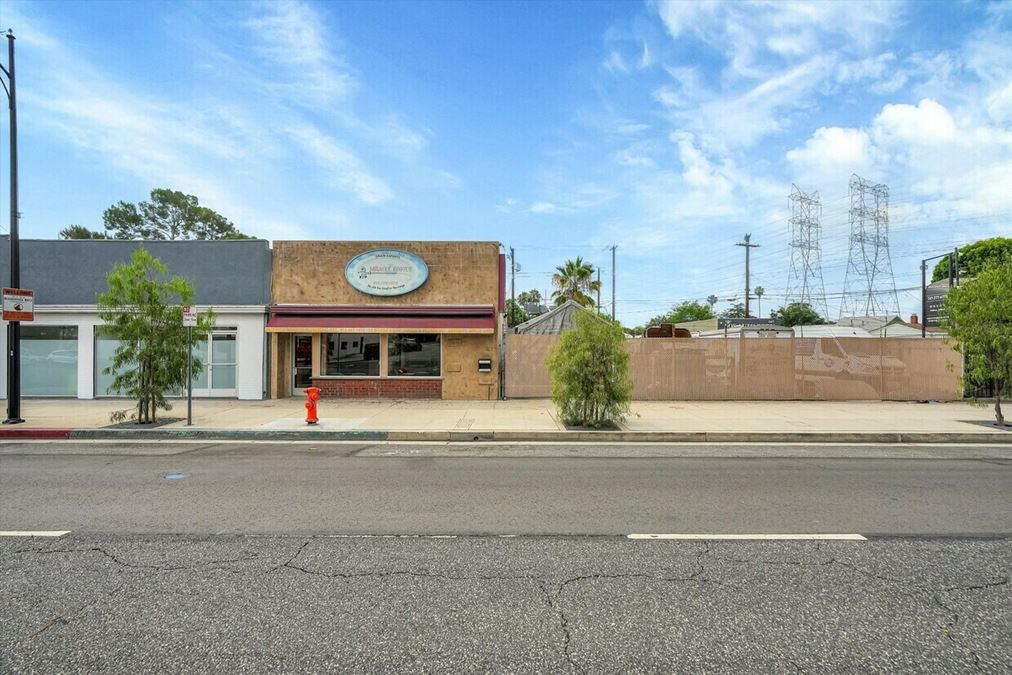 4204-4208 W Burbank Blvd 