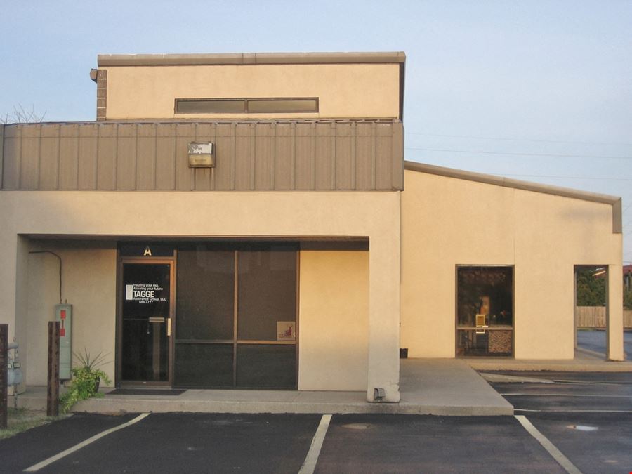 1,185 - 3,387 SF Office / Retail Spaces For Lease