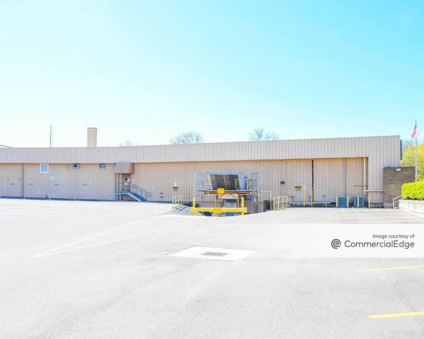 2455 Dayton Xenia Road, Dayton, OH Industrial Building