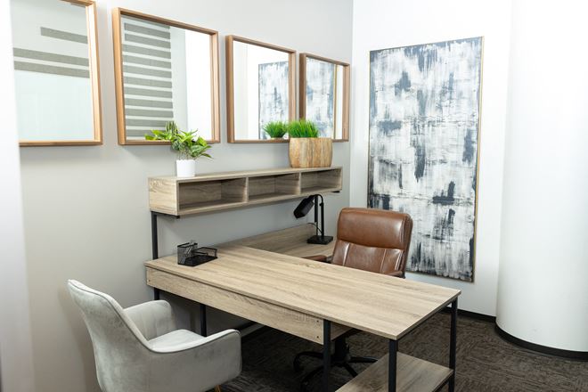 Lucid Private Offices - 511 East John West Carpenter Freeway