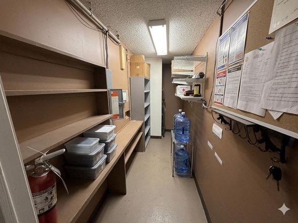 Prime US-1 Commercial Property with Exceptional Visibility