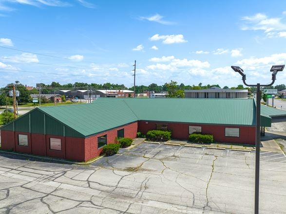 705 N. Gilbert St.