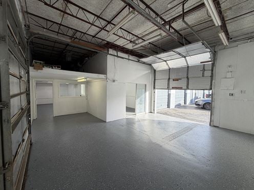 133 SE 4th St