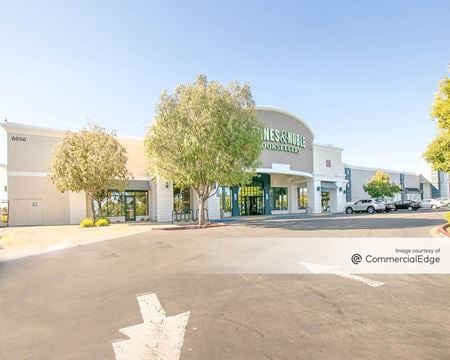 Retail space for Rent at 6050 El Cerrito Plaza in El Cerrito