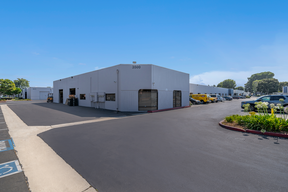 Harbor Business Center