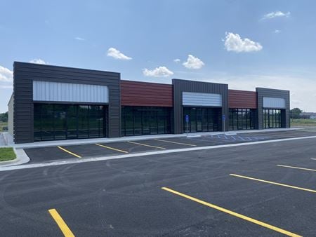 Retail space for Rent at 163 E Tracker Rd in Nixa