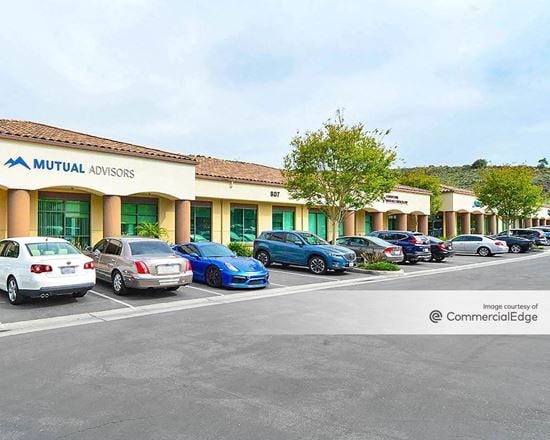 815 Camarillo Springs Rd
