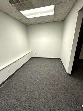 Industrial/Flex for Lease in Ann Arbor - Pittsfield Twp