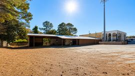 La Fuente Plaza - Outdoor Storage
