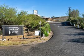 Tombstone Lookout Lodge