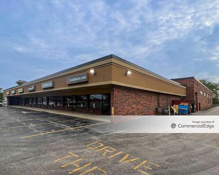 Photo of commercial space at 1350 Lake Street in Roselle