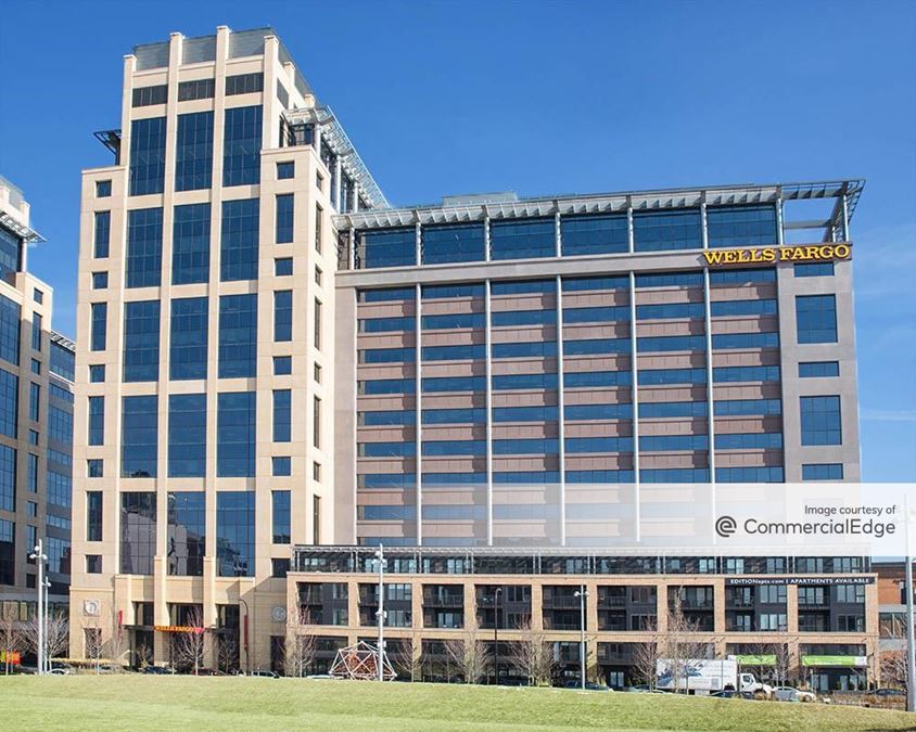 Downtown East Wells Fargo Tower II 600 4th Avenue South