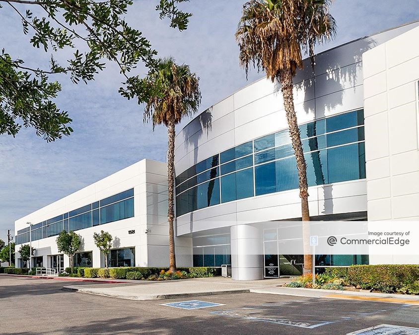 Alton Corporate Center 1921 East Alton Pkwy 1921 East Alton Pkwy