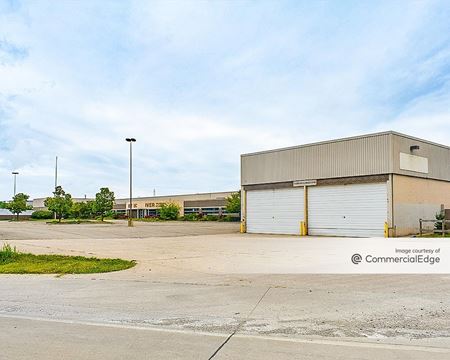 Commercial space for Rent at 12700 Reeck Road in Southgate