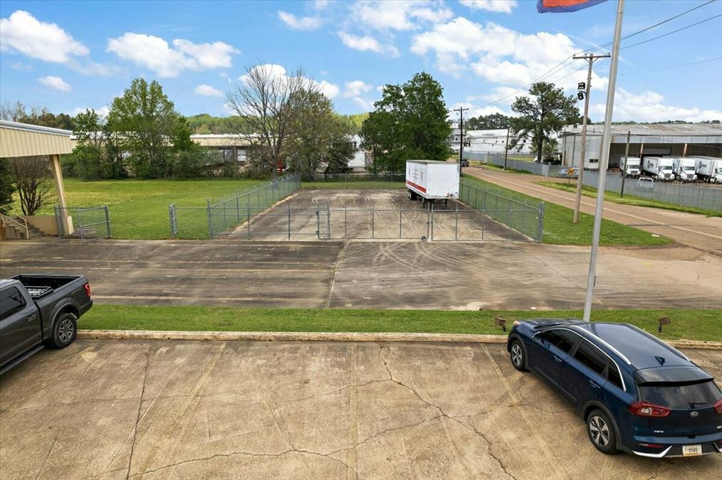 Industrial Facility with Expansion Potential | 535 Ford Avenue, Jackson, MS