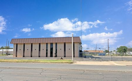 Photo of commercial space at 1515 Houston St in Levelland