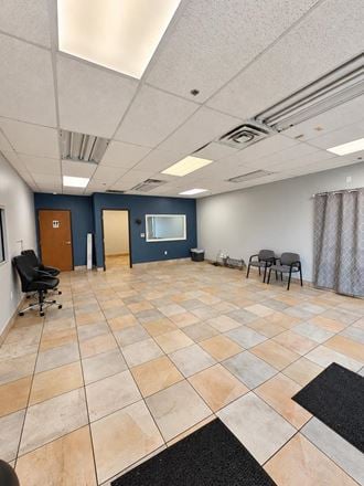 Eagle Drive Business Warehouse Center