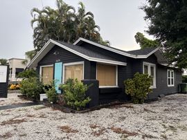 Bungalow Building