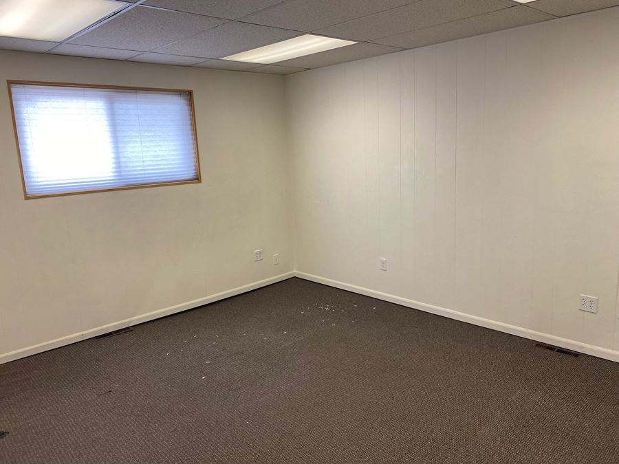 405-409 S Wilcox - Executive Suites
