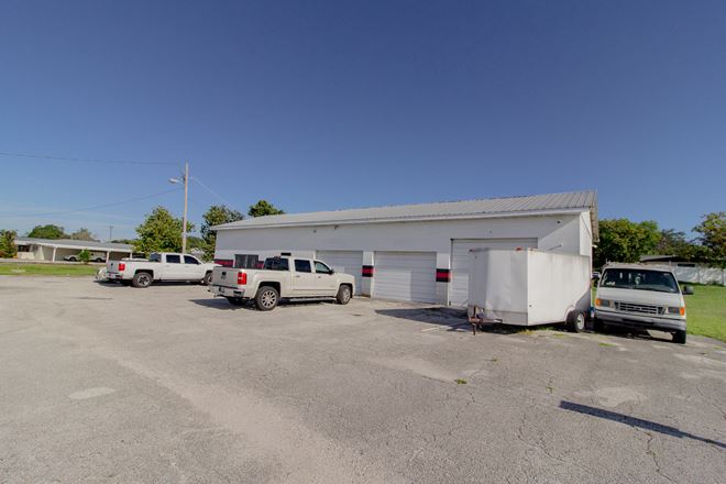 Stand Alone Warehouse / Flex