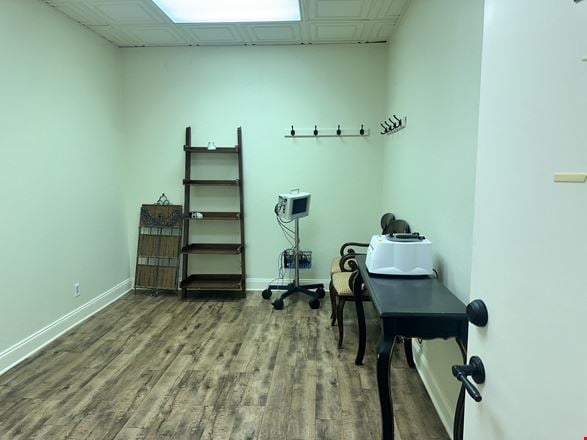 OFFICE / MEDICAL