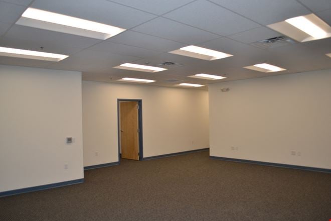 431 Railroad Ave- Suite B