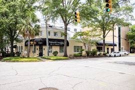1331 Lady St