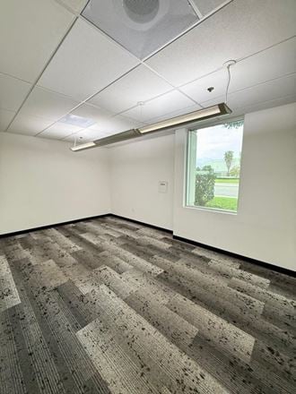 3100 Camino Del Sol