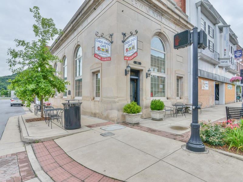 113 South Main Avenue, Erwin, TN Retail Building