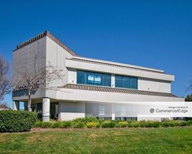 The Marketplace at Redwood Shores