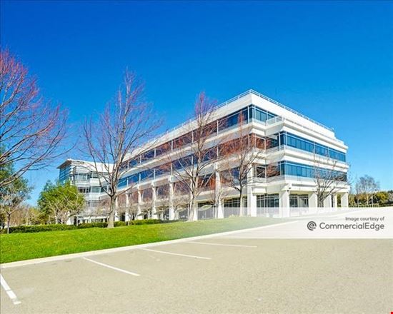 5880 & 5890 Owens Drive