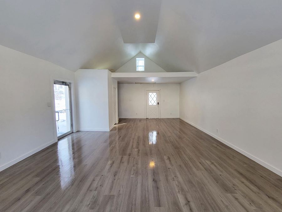 222 S. Sparta Avenue
