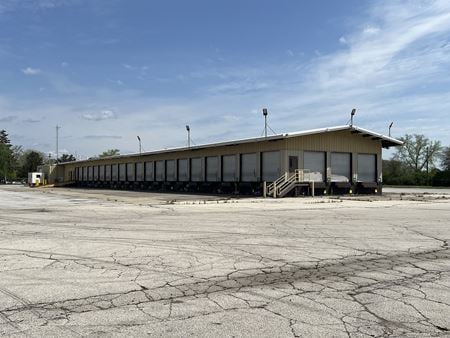 Photo of commercial space at 4431 South Avenue in Toledo