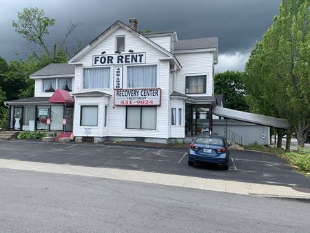Retail space for Sale at 642 East Avenue in Warwick