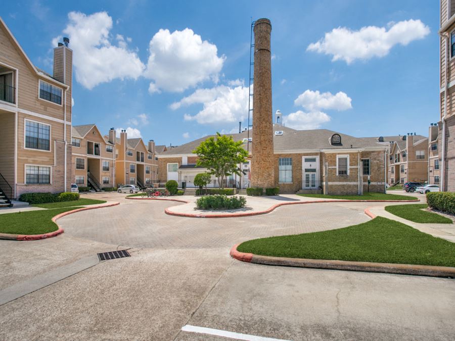 Park at Cedar Lawn - 4400 Ursuline Street, Galveston, TX | CommercialSearch