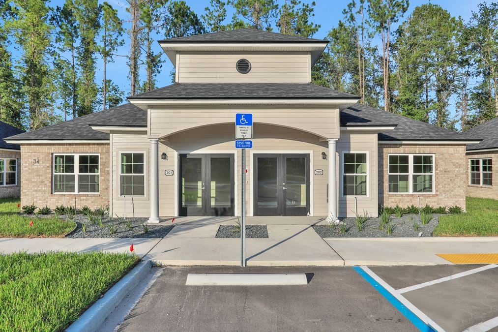 34 Roberts Village Court, Unit #202