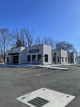 325 Main St