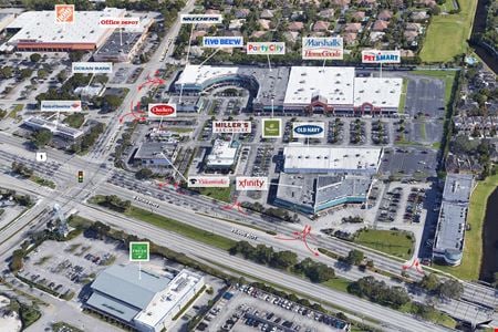 Retail space for Rent at 13601 S Dixie Hwy in Miami