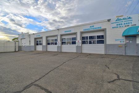 Photo of commercial space at 2401 Wyoming Blvd NE in Albuquerque