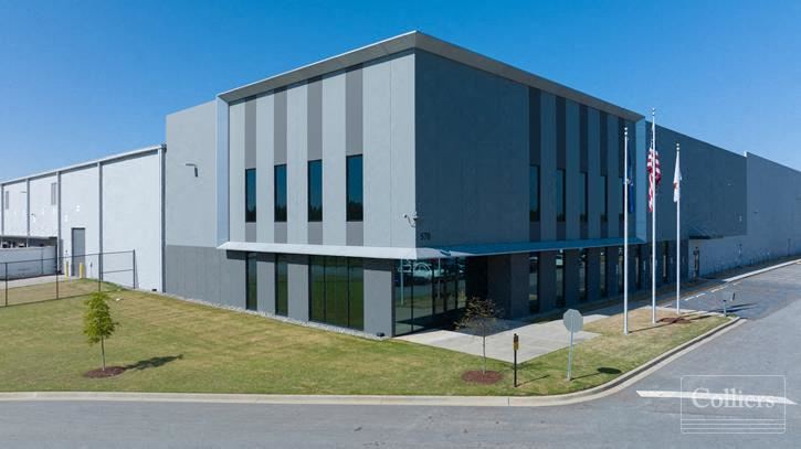 ±1,400,580-SF Move-In Ready Industrial Distribution Center Available for Sublease