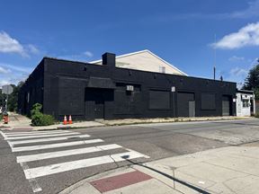 67 West Queen Lane