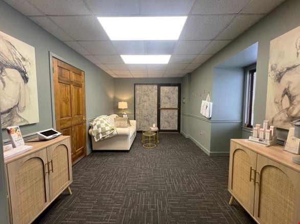 1242 West Chester Pike